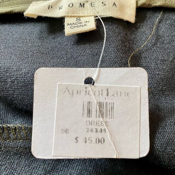 Apricot Lane Super Cute Suede & Faux Leather Skirt - Picture 4 of 4